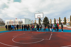 Skolēni sporto
